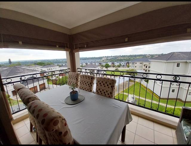 2 BEDROOM SECTIONAL TITLE FOR SALE IN SUMMERSET